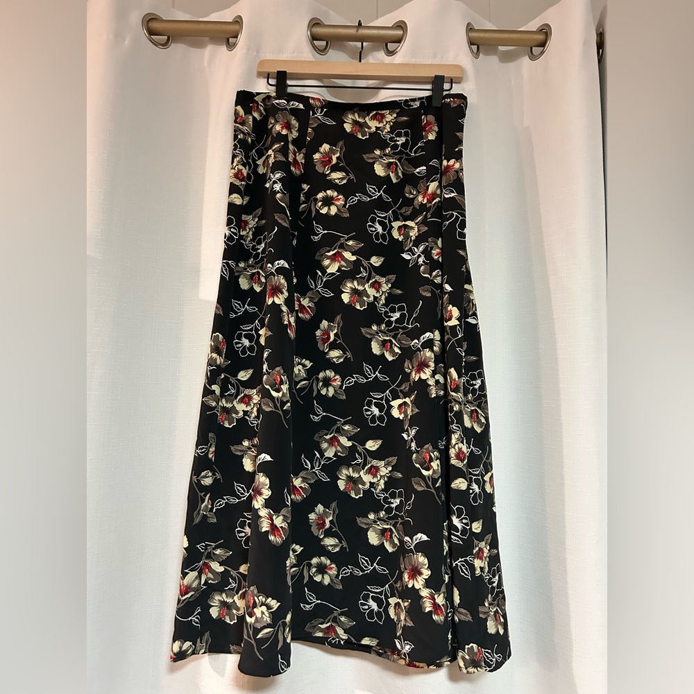 Kathy Ireland Black Floral A-Line Skirt Vintage Y2K maxi skirt Large boho